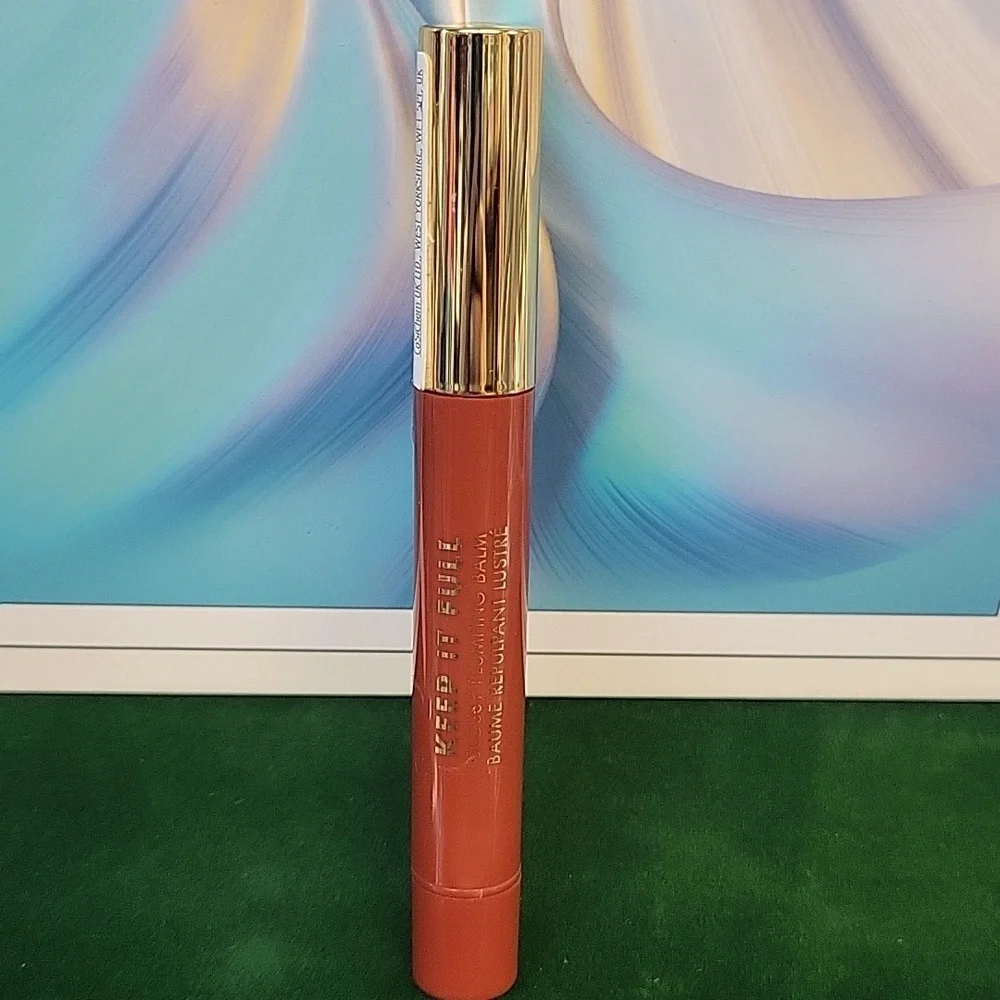 Milani Glossy Lip Color Keep It Full 2.1g New Sealed Tube 150 Hazel